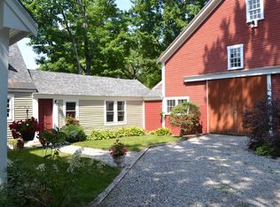 29 Old Bristol Rd, New Hampton, NH 03256