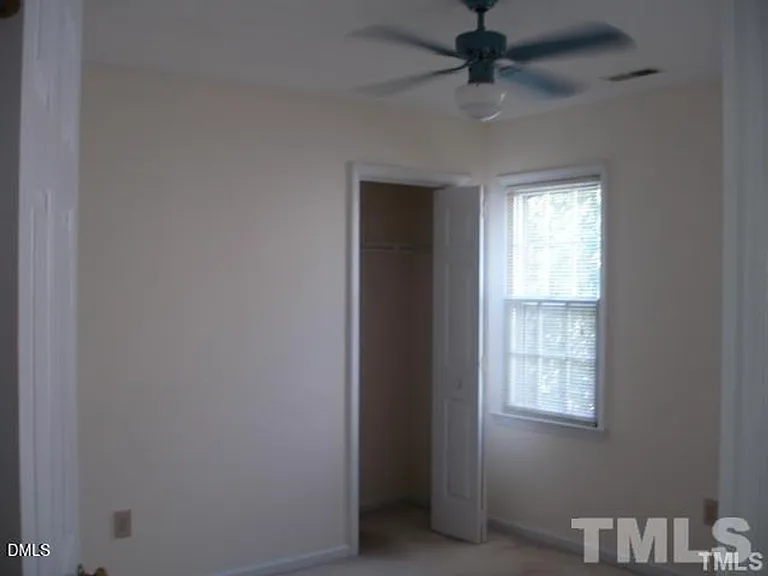 311 Wax Myrtle Ct — Photo 9