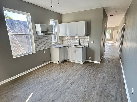 4th image of 6117 S Campbell Ave Floor 2