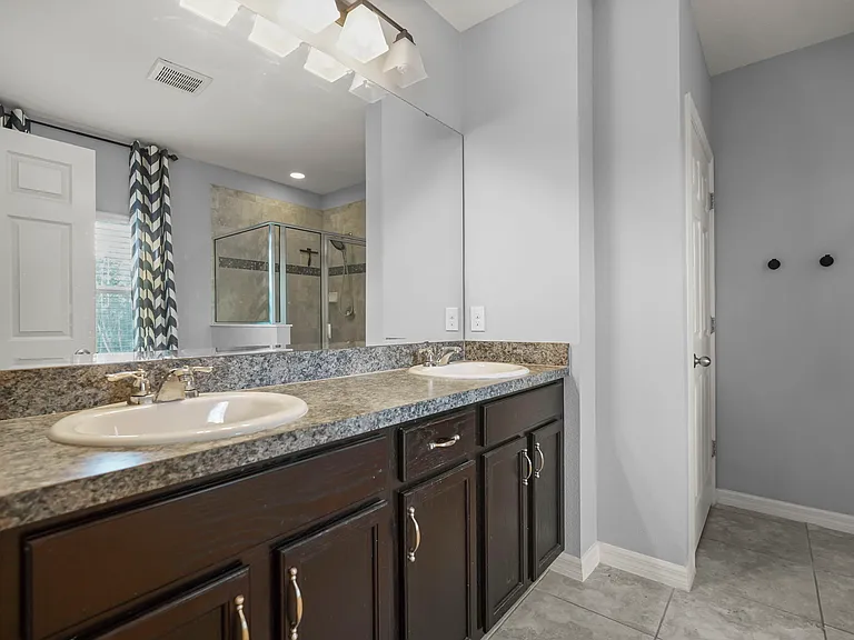 1300 Cavender Creek Rd — Photo 27