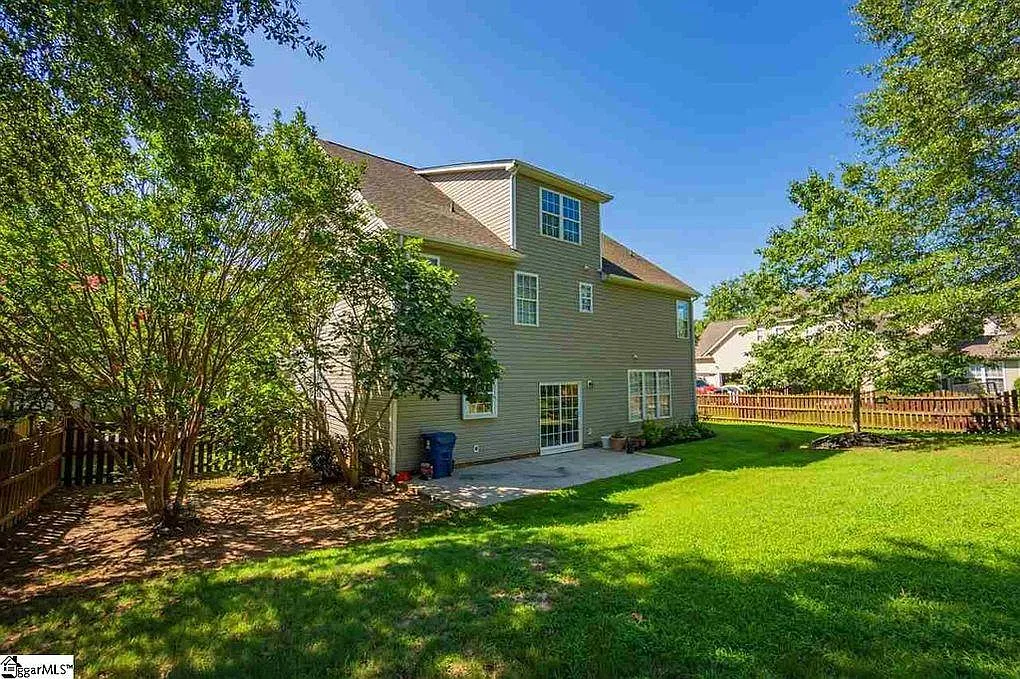 104 Honey Crisp Way — Photo 2