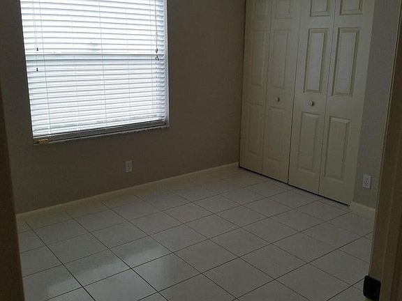 4th image of 4070 Laurelwood Ln