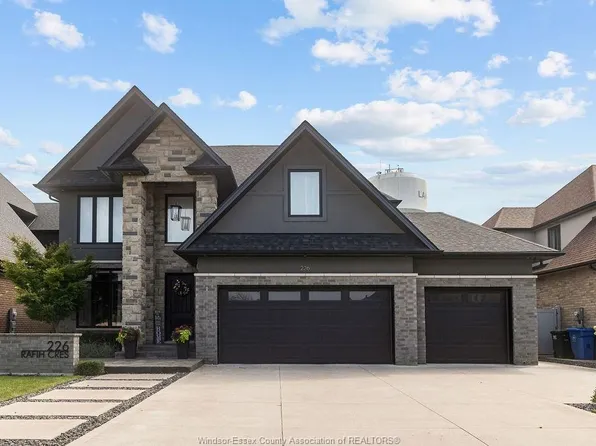 226 Rafih Cres, Windsor, ON N8L 1A6
