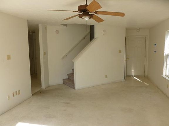 4th image of 6749 Kinnerton Dr