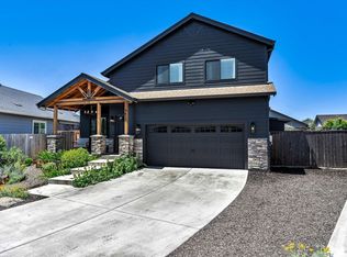 3633 Perk Pl, Santa Rosa, CA 95403