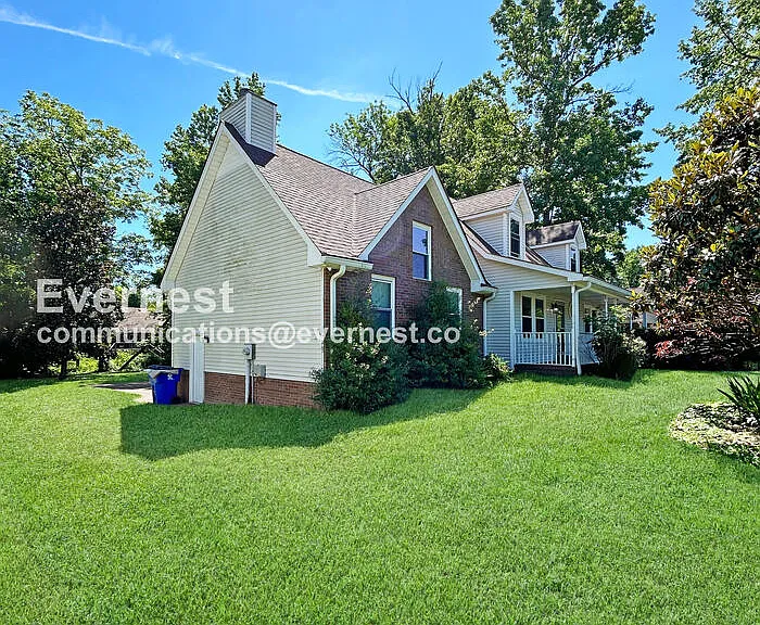 110 Beechbrook Ct — Photo 13