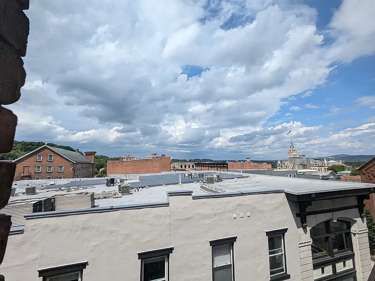 130 Remsen St — Photo 12