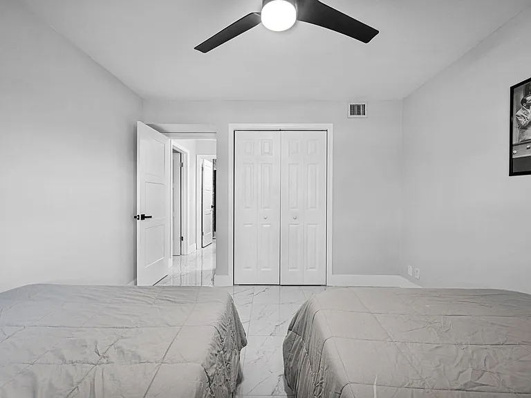 6279 Bay Club Dr #3 — Photo 34