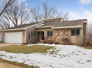 3423 Chalet Dr NW, Rochester, MN 55901