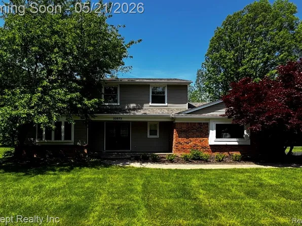 20973 Westfarm Ln, Northville, MI 48167