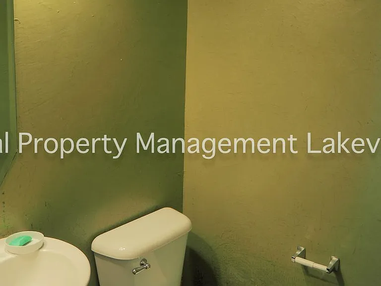 7500 Waterside Pl — Photo 16