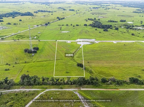 36810 KVILLE ROAD, MYAKKA CITY, FL 34251