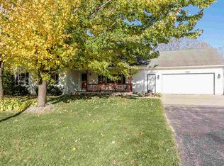 7990 N River Rd, Freeland, MI 48623