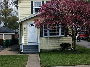 23 Pine St, Hamburg, NY 14075