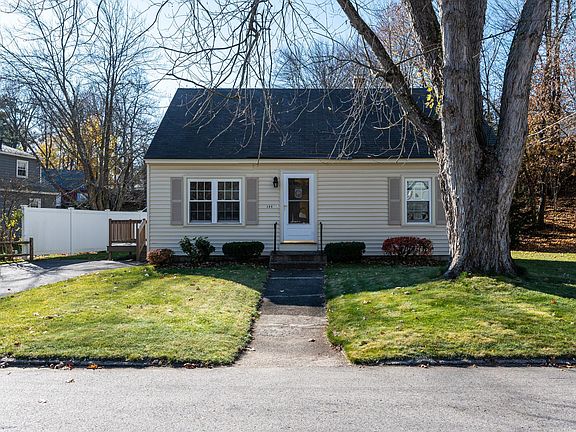 5th image of 108 Atherton Ave