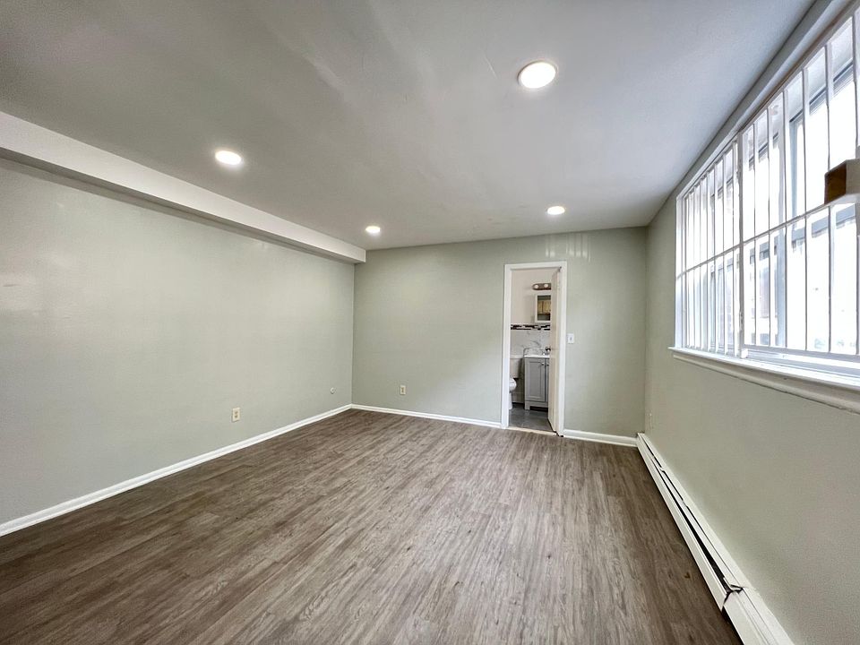 2nd image of 394 Stuyvesant Ave APT 2