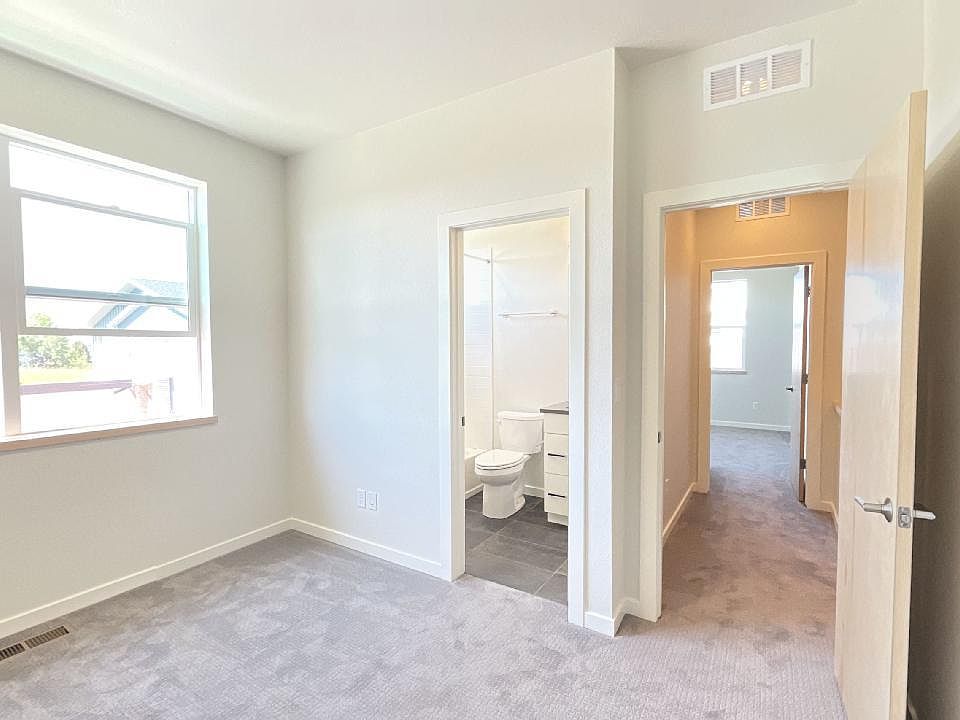 Upstairs east bed room