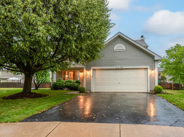 1112 Mallory Ct, Naperville, IL 60540