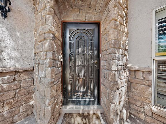 5th image of 7105 Luz De La Luna Pl NW