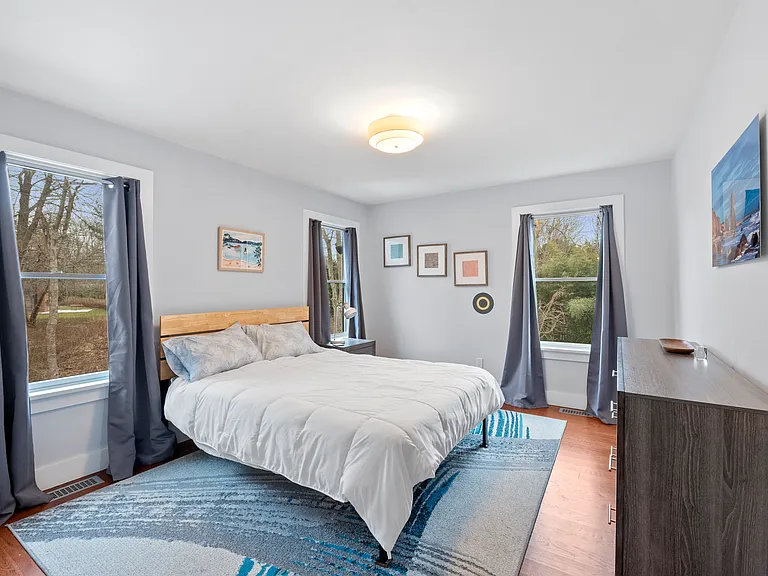 89 Accabonac Rd — Photo 8