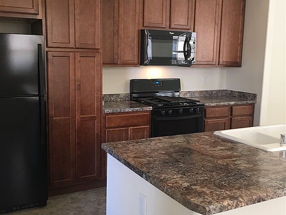 2nd image of 41 Oshara Blvd