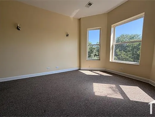 3 bed, $1,800 — Photo 1
