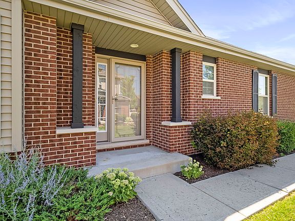 4th image of 16036 W Lacy Ct #16036