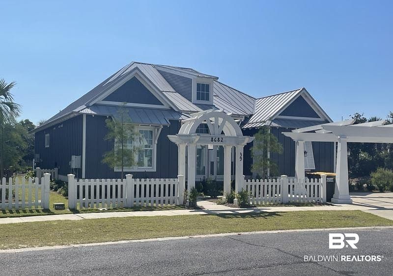 1st image of 8682 Jamestown Ct