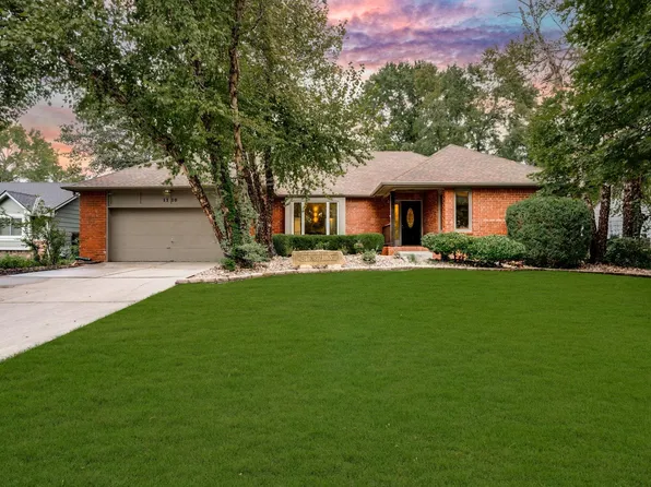 1110 McCaskey Dr, Rose Hill, KS 67133
