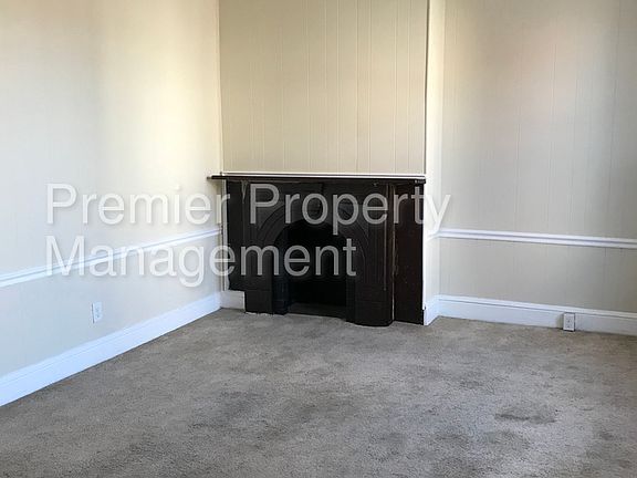 2nd image of 807 W Washington St