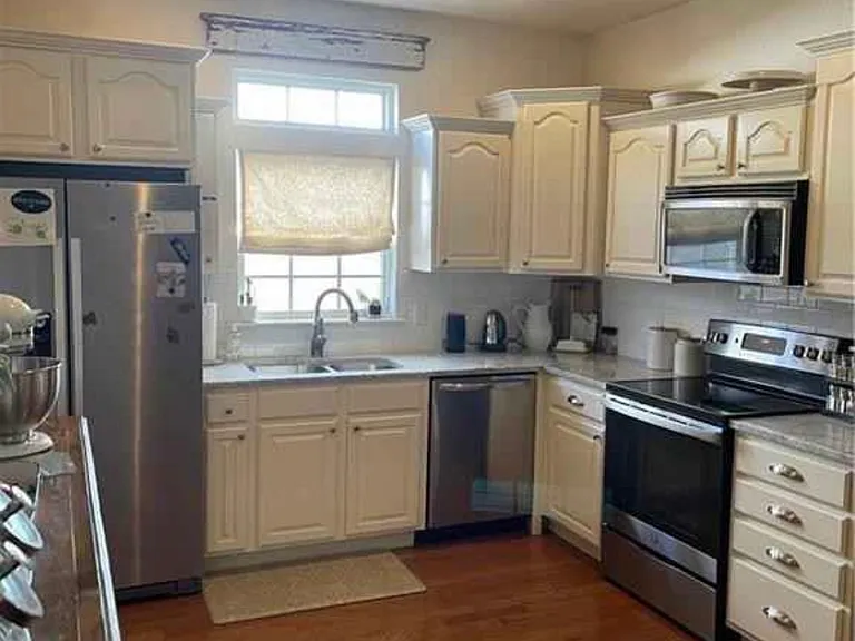 2717 N Whit Ln — Photo 3