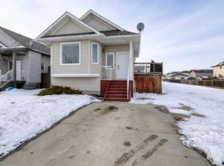 11402 S 77th Ave, Grande Prairie, AB T8W2V1