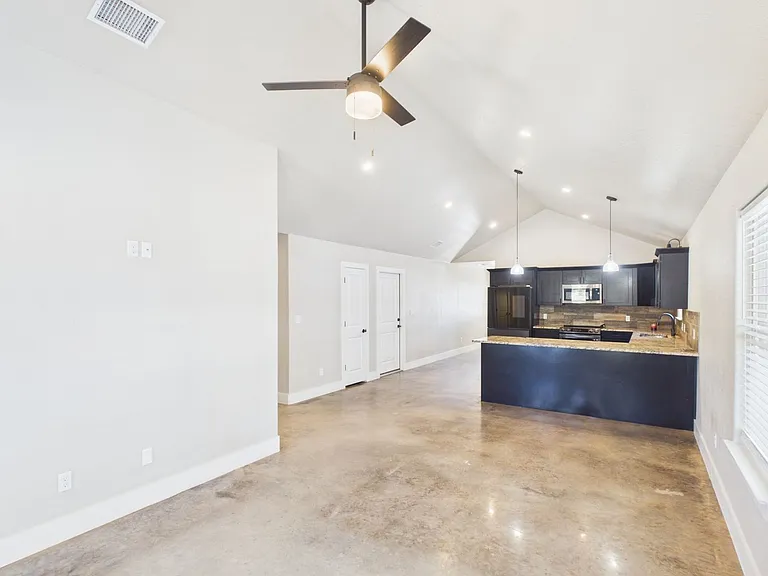 124 Feather Way — Photo 12