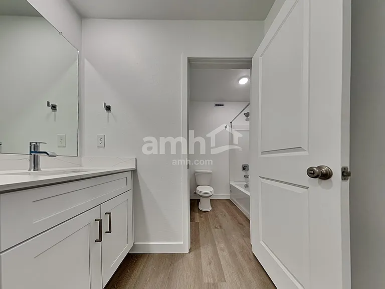 4536 S 98th Ln — Photo 18