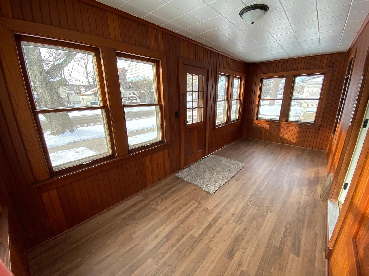 1 bed, 904 sqft, $900 — Photo 2