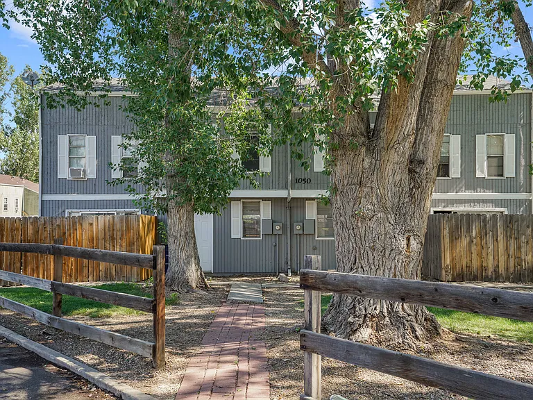 1050 Sir Galahad Drive — Photo 1