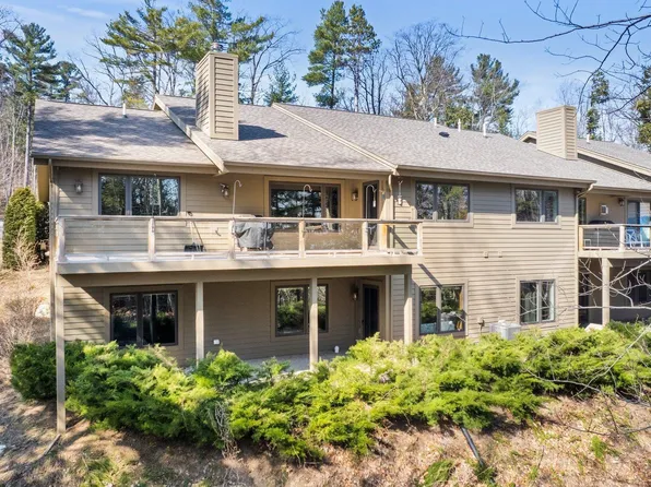 6095 Red Fox Run, Traverse City, MI 49686