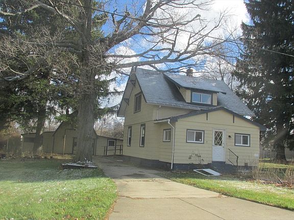 2nd image of 6018 McNutt Ave