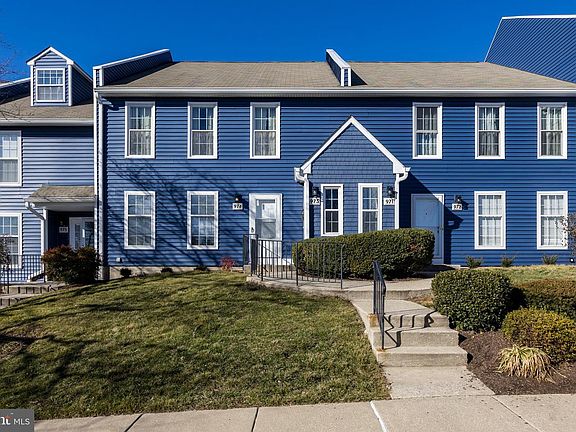 4th image of 973 Roundhouse Ct #39
