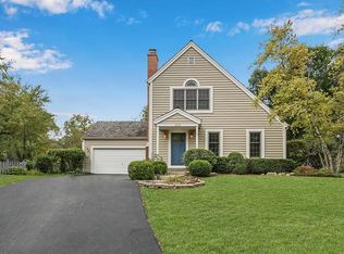 263 Pilgrims Path, Gurnee, IL 60031