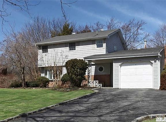 2nd image of 8 Frazer Dr