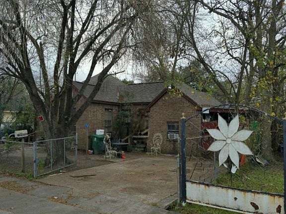 2nd image of 7728 Narcissus St