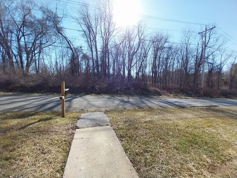 5133 Baskerville St — Photo 17