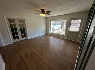 740 Hazelwood Dr, Vermilion, OH 44089