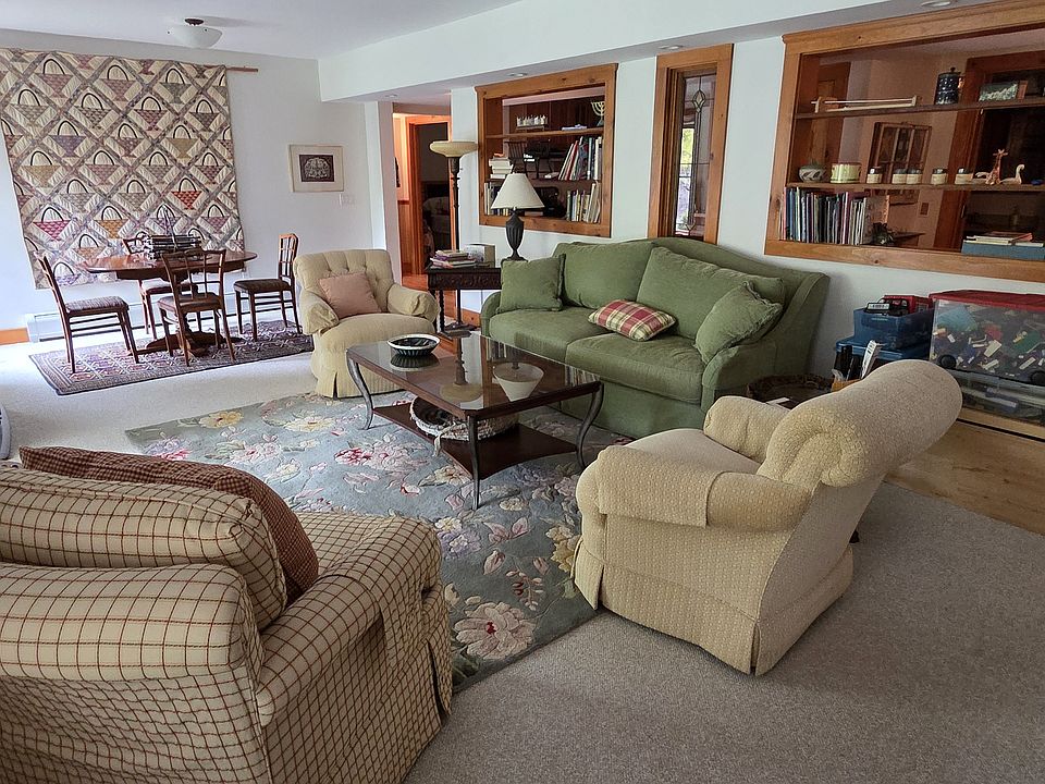 1st image of 237 Long Pond Rd
