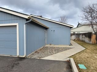 1536 NE 5th St APT D, Redmond, OR 97756