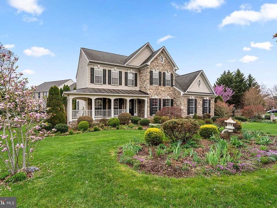 1st image of 5725 Caribbean Ct