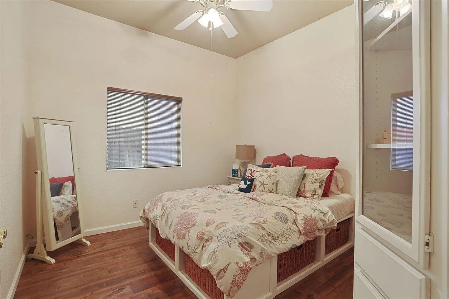 3 bed, 1688 sqft, $2,600 — Photo 3