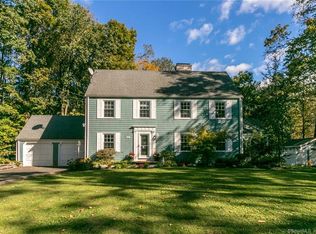 455 Hillfield Rd, Hamden, CT 06518