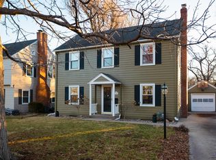 1206 SW Warren Ave, Topeka, KS 66604